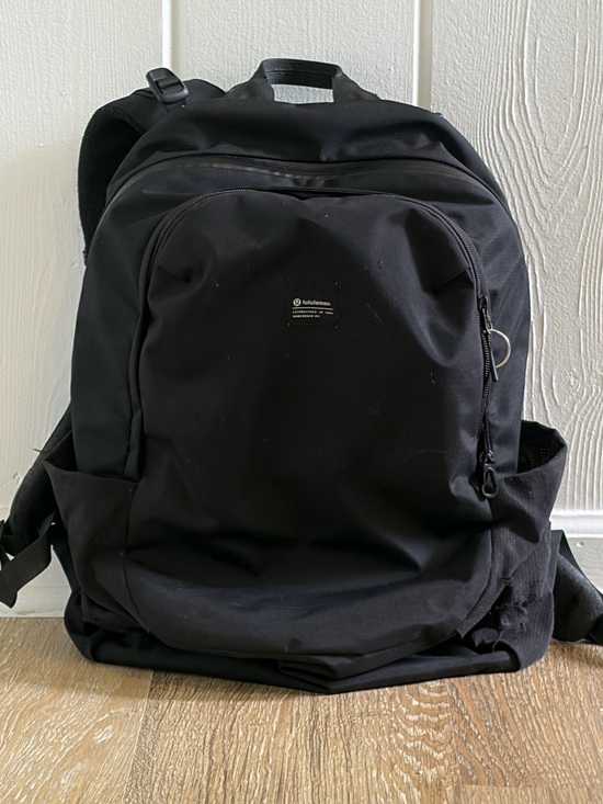 lululemon athletica Handbags - Lululemon LiftOS Commuter Backpack Black 20L | Travel Work Gym Bag